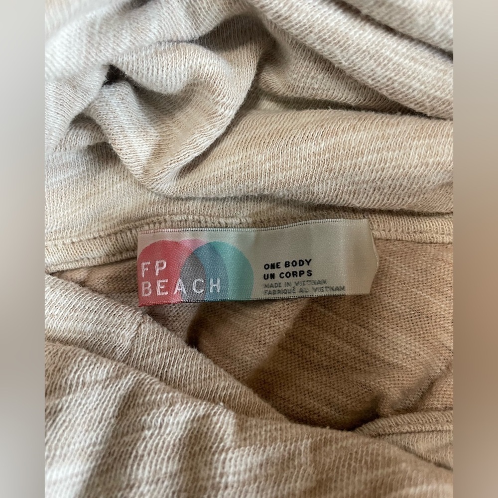 Free People Beach One Body Cocoon Cowl Neck Oversized Sweater/Top One Size Tan - Picture 2 of 10
